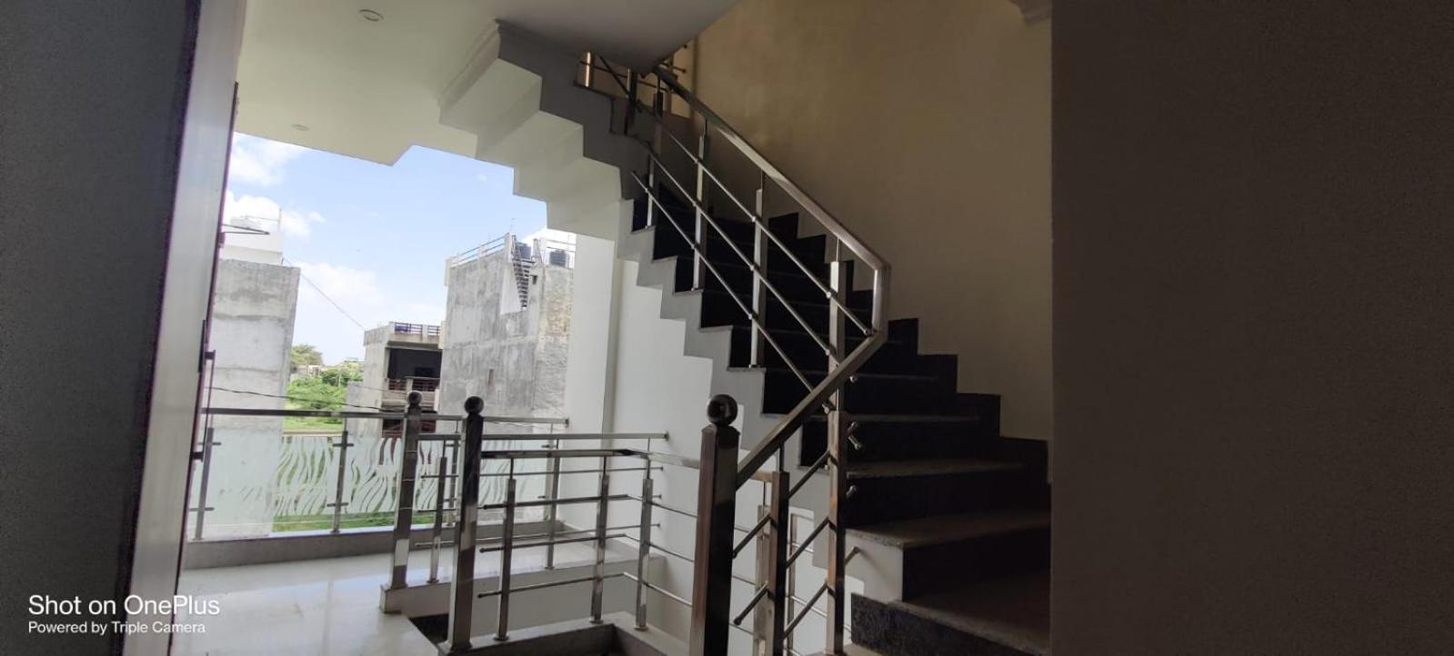 Blessing's 4 Bedroom Luxury Lucknow